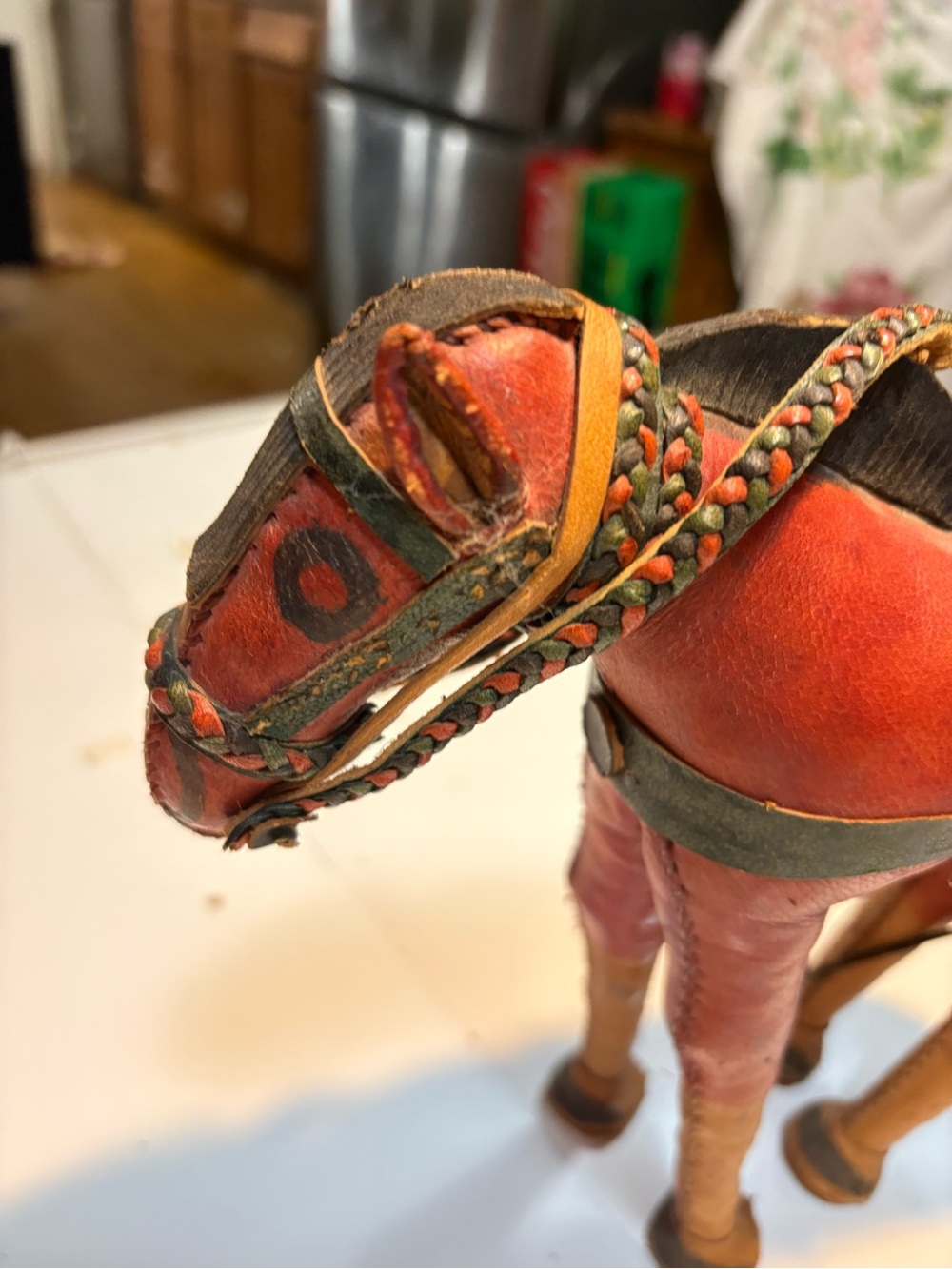 vintage leather-wrapped horse figurine style of folk art decorative collectible - Picture 6 of 11